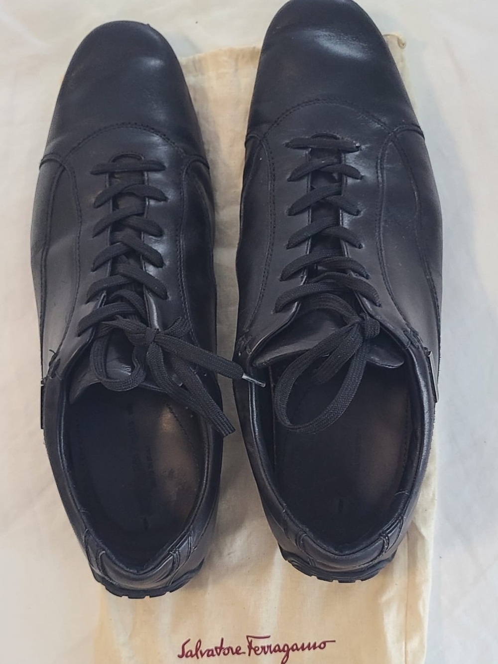 Salvatore Ferragamo Men’s Black Leather Lace-Up Oxfords